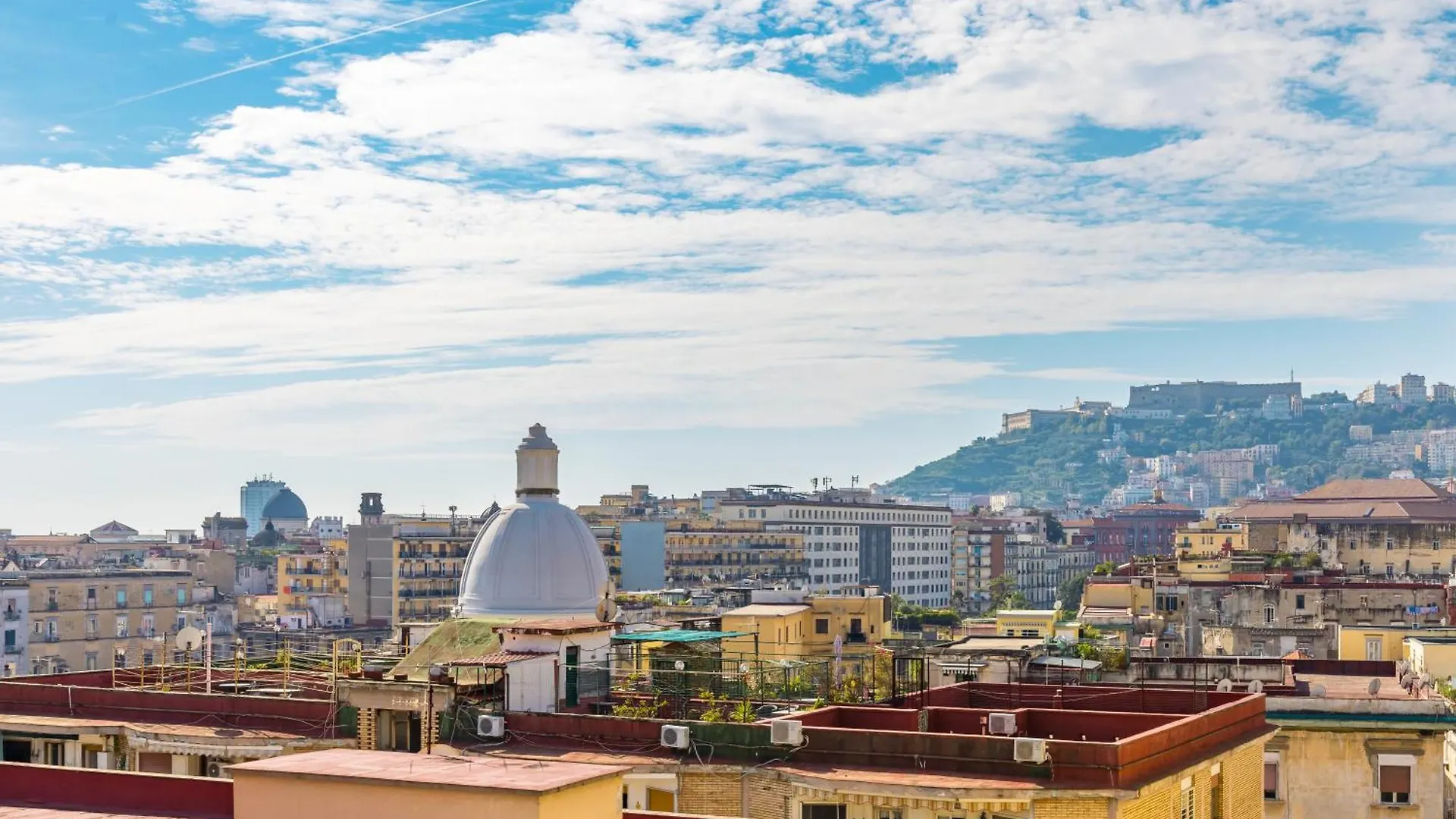 Sunny Panoramic Apartment By Napoliapartments Italien